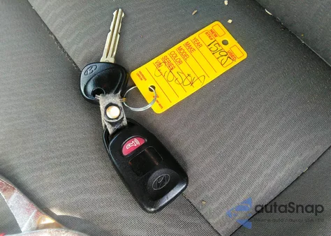 2016 Hyundai Elantra Se z USA, uszkodzony, nr VIN 5NPDH4AE4GH669204